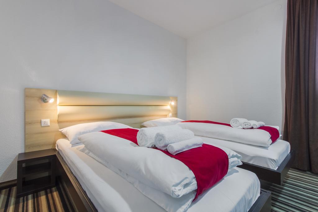 Parkcity Rooms Šibenik Buitenkant foto