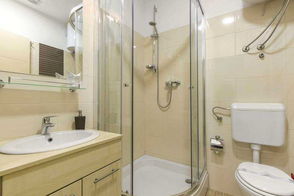 Parkcity Rooms Šibenik Buitenkant foto