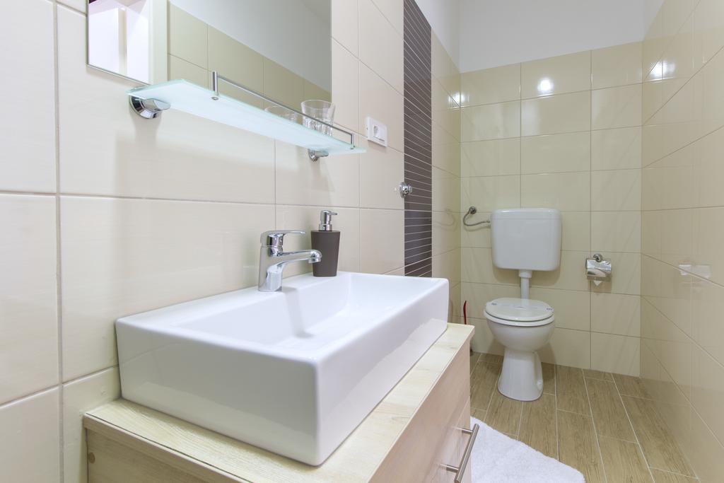 Parkcity Rooms Šibenik Buitenkant foto