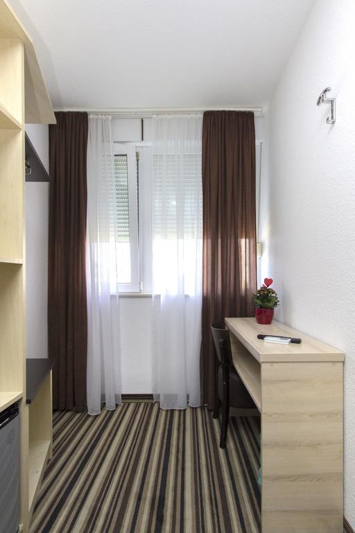 Parkcity Rooms Šibenik Buitenkant foto